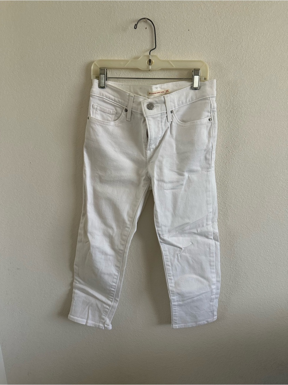 Levi's White Ankle Crop Jeans